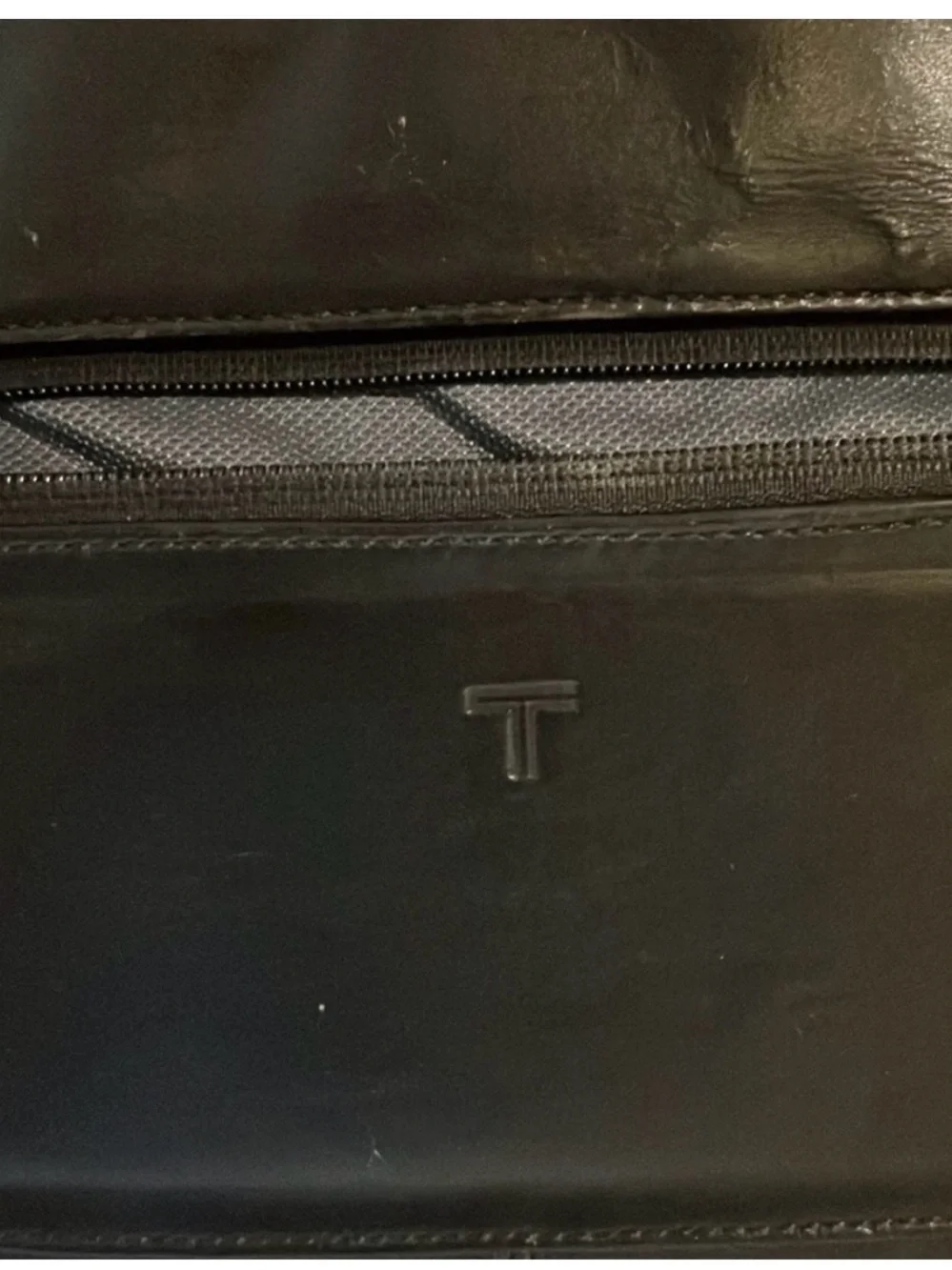 Tumi Black Leather Briefcase Messenger Bag AMAZING!! Bag